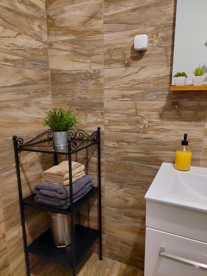 דירות דרז'ניק גראד Apartman Hana מראה חיצוני תמונה
