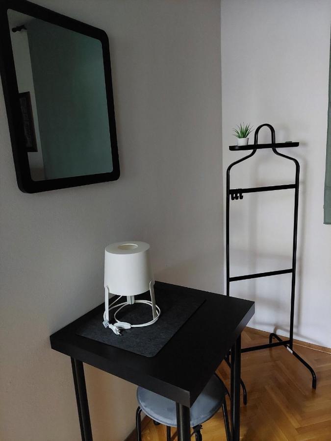 דירות דרז'ניק גראד Apartman Hana מראה חיצוני תמונה