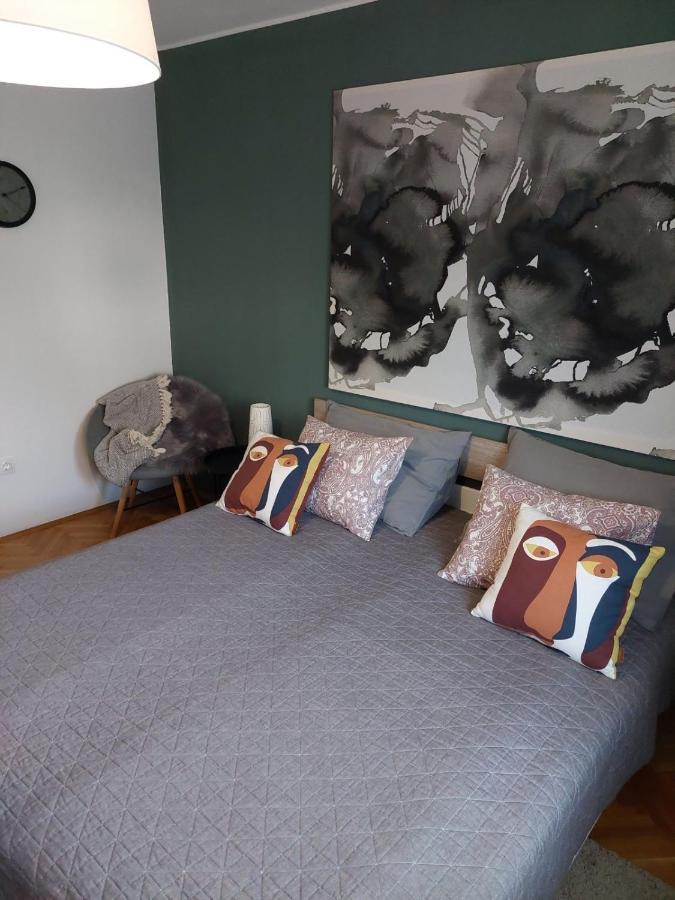 דירות דרז'ניק גראד Apartman Hana מראה חיצוני תמונה
